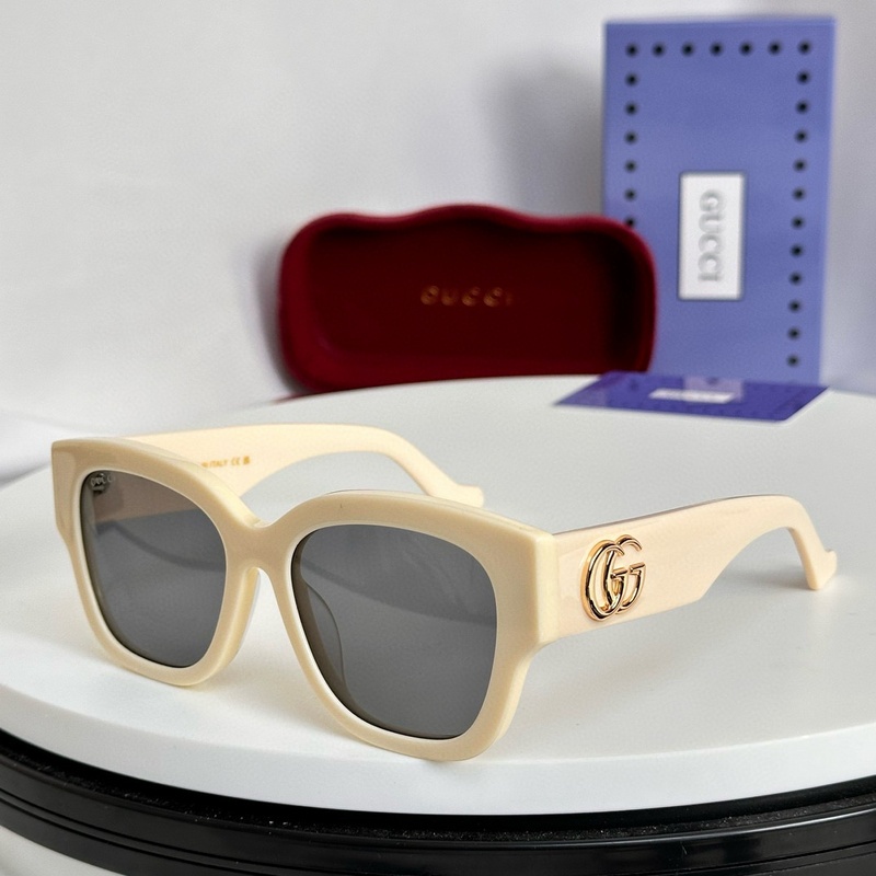 Gucci Sunglasses 315